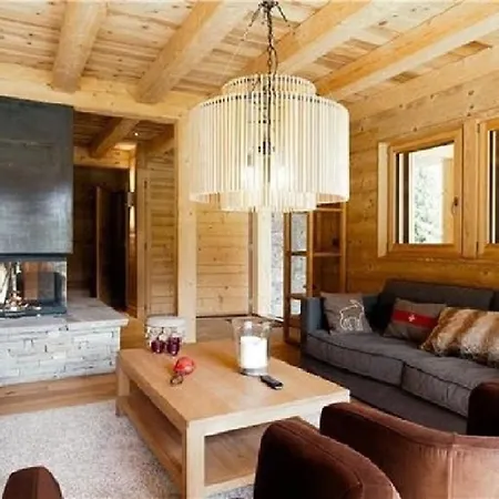 펜션 Agreable Cabane Avec Jacuzzi *